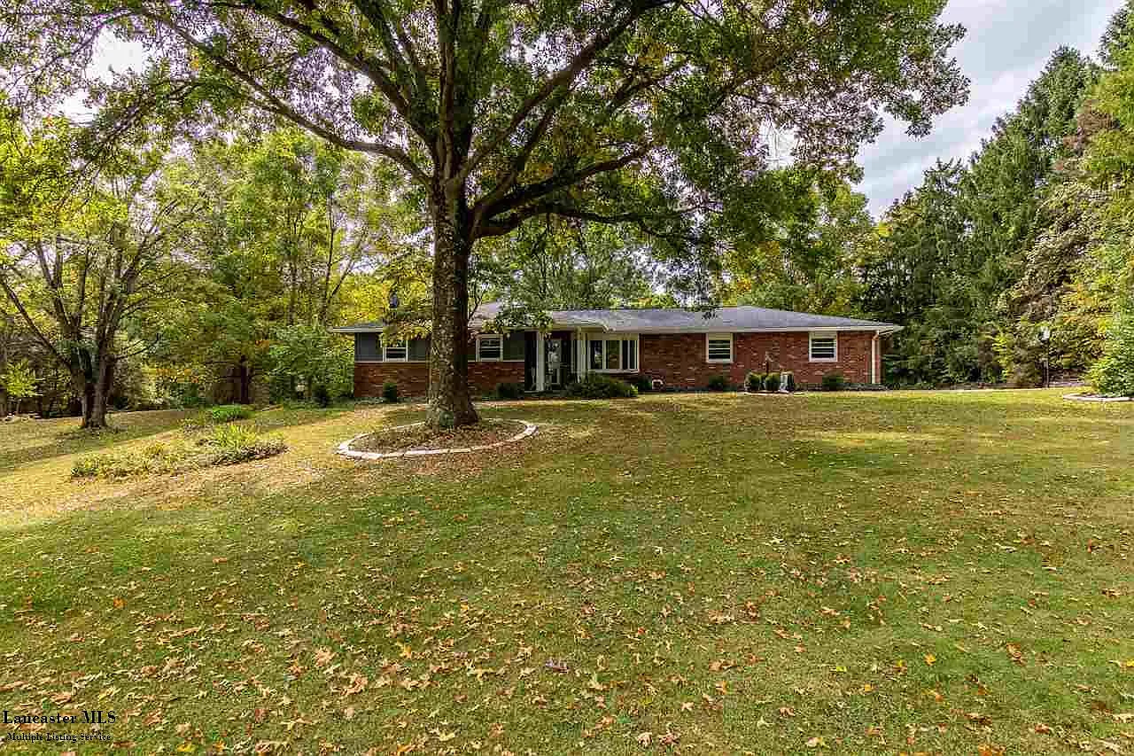 267 Rainbow Dr NE photo 1