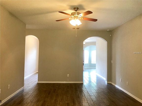 4th image of 154 Magnolia Park Trl