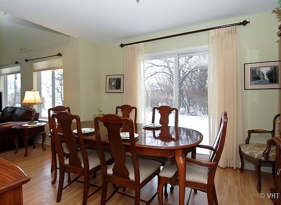 5th image of 2292 Woodside Dr