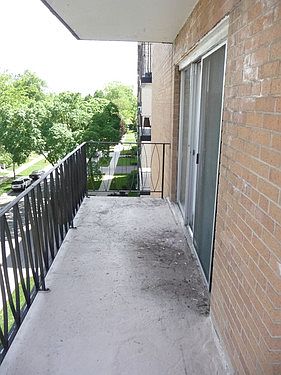 4th image of 229 Marengo Ave APT 412