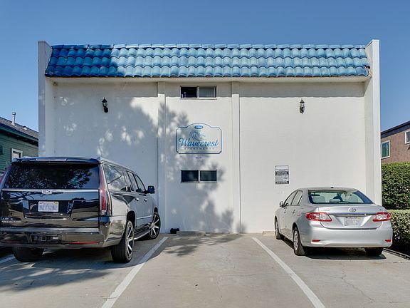 3rd image of 5040 Del Monte Ave #3