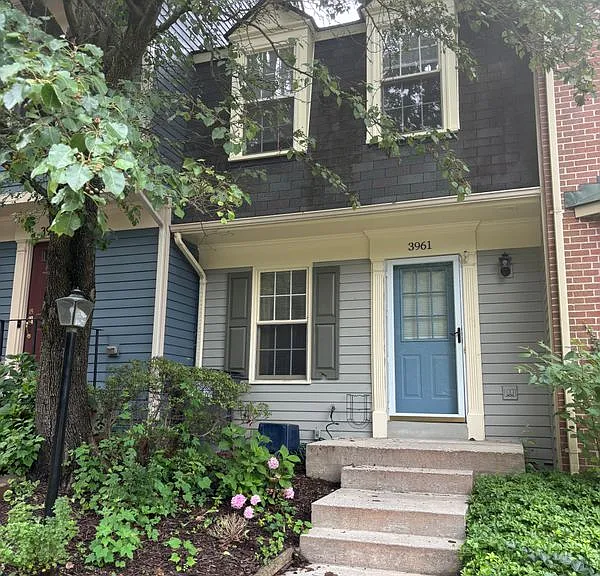 3961 Conquest Ct — Photo 2