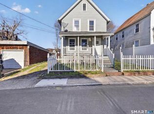 12 Clover Court, New London, CT 06320