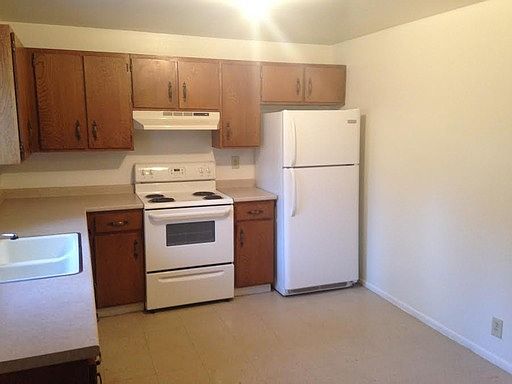 1st image of 3363 S Edison St #A