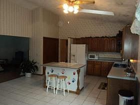 5th image of 319 Richmond Hill Dr