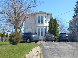 115 Pleasant Ave, Highwood, IL