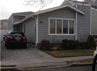 335 Green Valley Rd, Staten Island, NY 10312