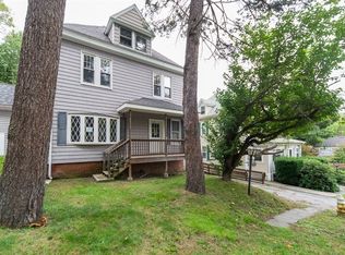 8 Lisbon St, Worcester, MA 01603