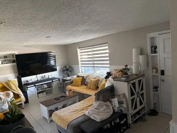 4808 Darlington Rd, Holiday, FL 34690