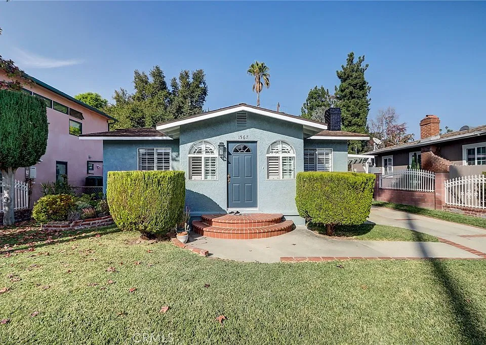 1567 Fair Park Ave