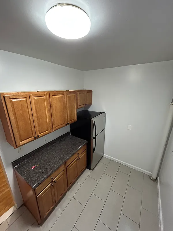 2989 Marion Avenue A6