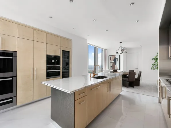 217 West 57th Street image 21 of 33