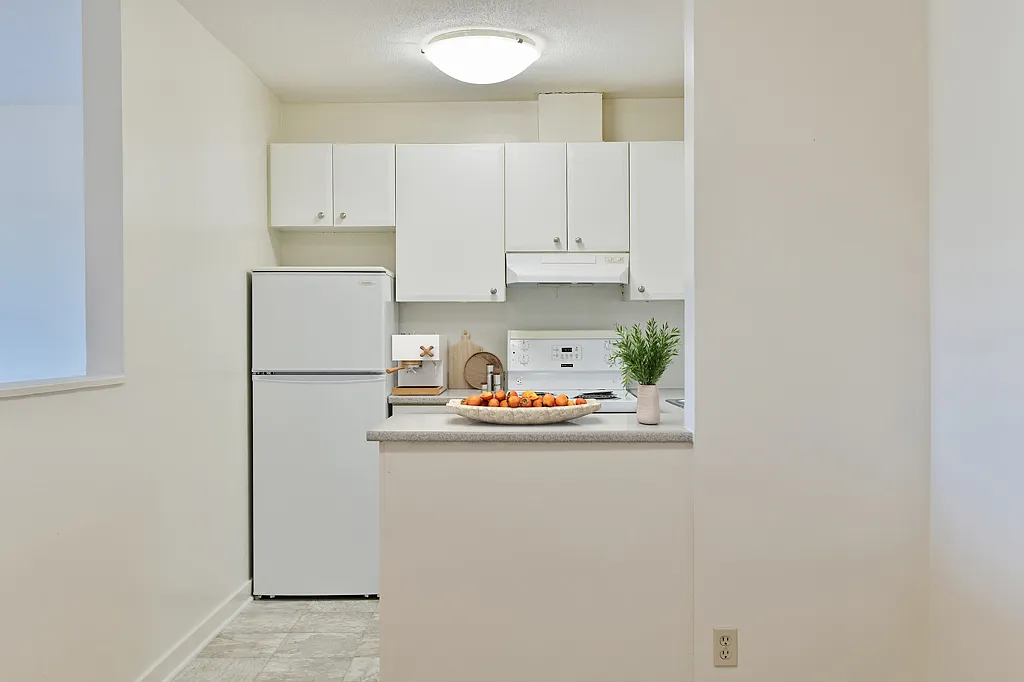 Parkwood Hills — Photo 1