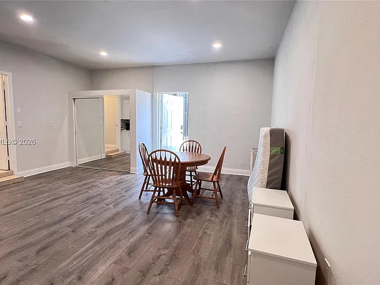 10911 SW 242nd St — Photo 10