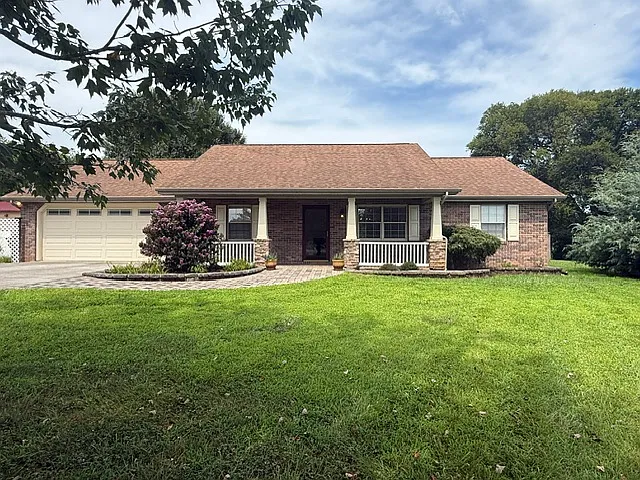 1740 Country Meadows Drive - 1 — Photo 3
