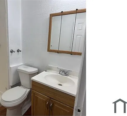 717 SW 79th Ave — Photo 5