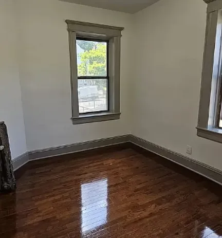 65 N Grove St #5 — Photo 3