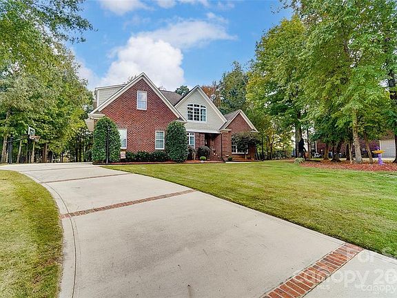 3rd image of 2108 Virginia Ellen Ct