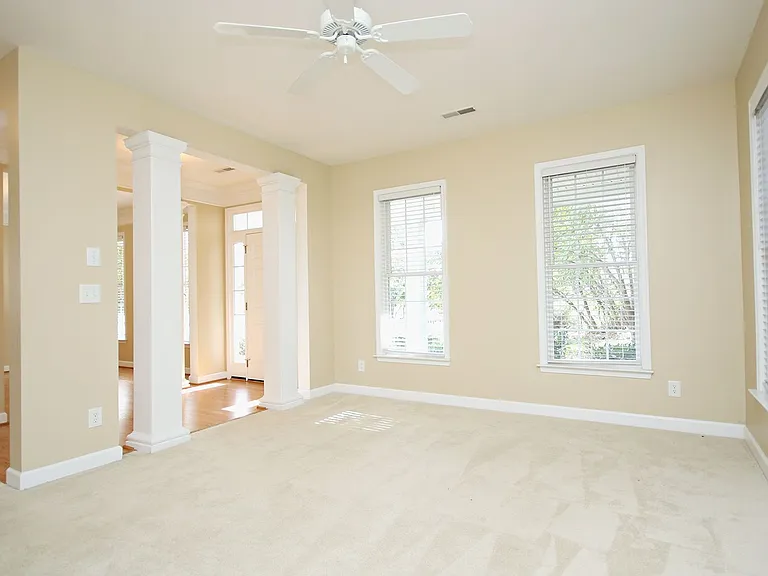 5496 Hill Top St — Photo 5