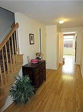5th image of 40 Guilford Ln APT A