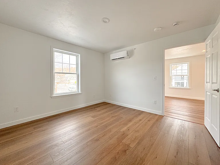505 Main St #5 — Photo 10
