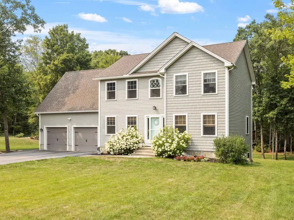 38 Julie Drive, Concord, NH 03301