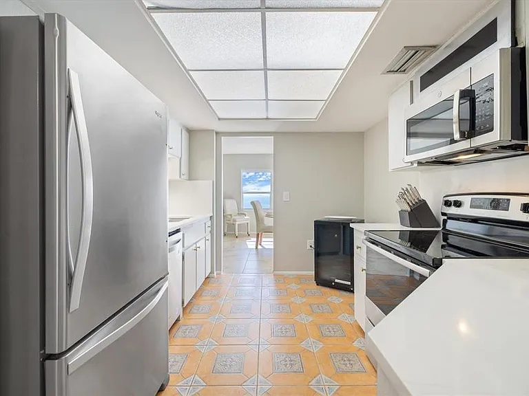 800 Benjamin Franklin Dr #608 — Photo 16