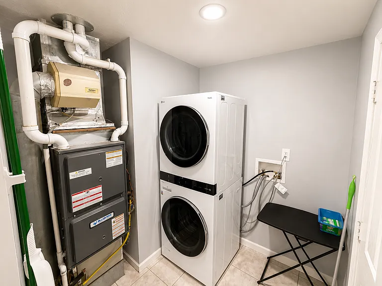 4210 Hillside Dr — Photo 21