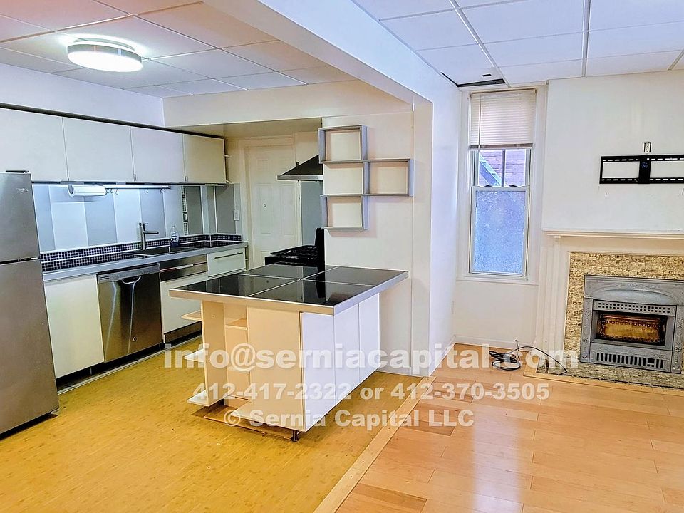 Kitchen / Living room