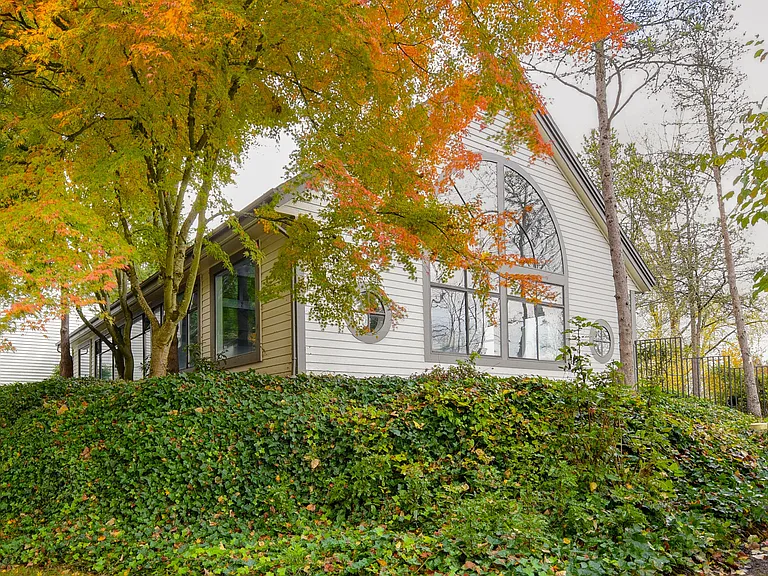 Oswego Pointe — Photo 38