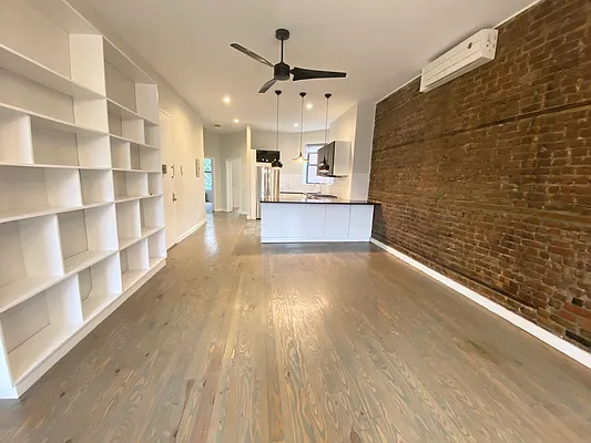 Rented by Ardent Property Group LLC | media 16