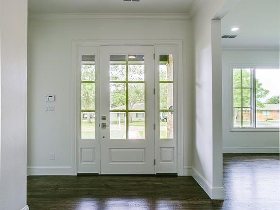 5th image of 10218 Crestover Dr