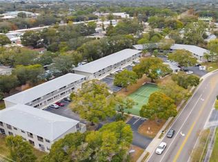 101 Lake Ave NE APT 216, Largo, FL 33771