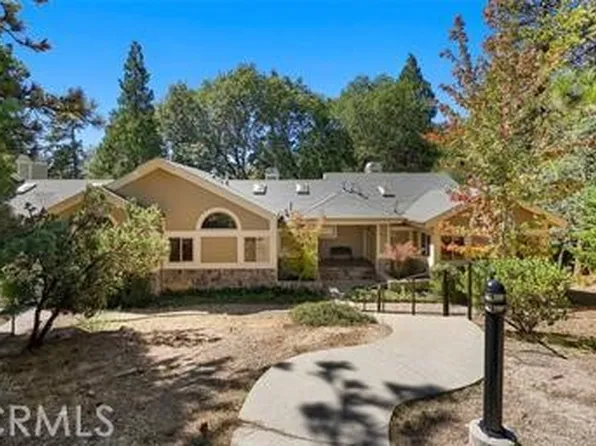 27114 Sugar Pine Dr, Lake Arrowhead, CA 92352