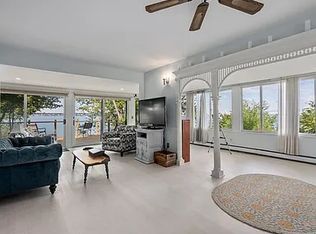 2 Narragansett Ave, Riverside, RI 02915