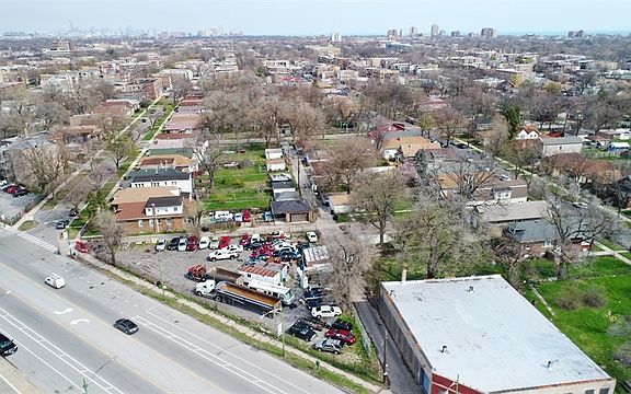 3rd image of 8043 S South Chicago Ave