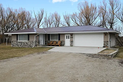 272 State Highway 335 Photo 1