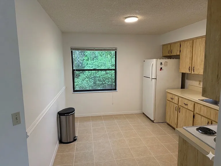 2924 Clearwood St — Photo 4