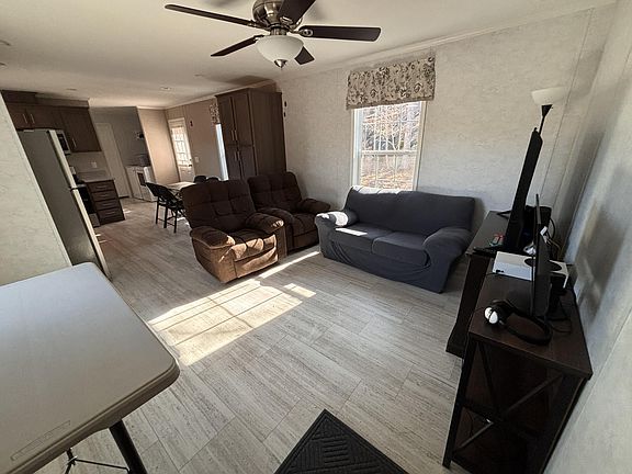 2nd image of 119 Gardiner Road
