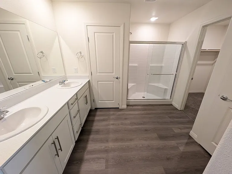 5658 Mesa Sedona St — Photo 16