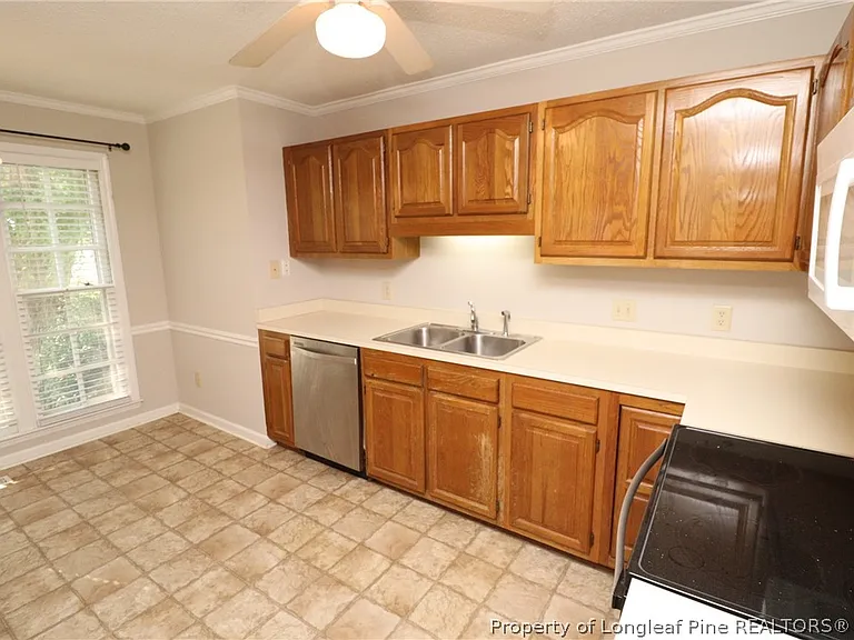 118 Planetree Ln — Photo 11
