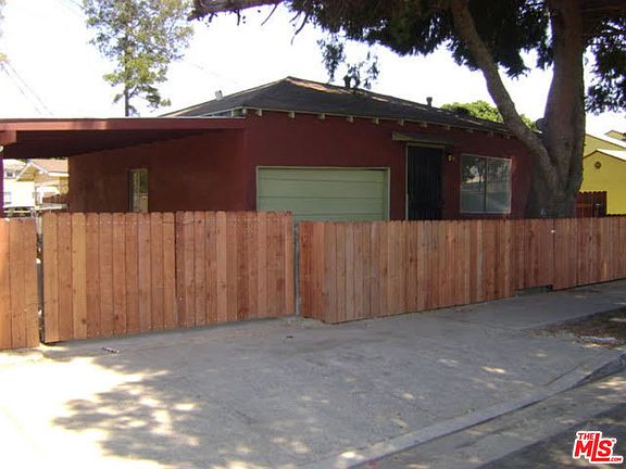 4th image of 1330 Sanford Ave