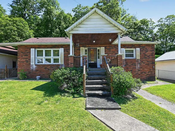 3317 Springhaven St, Catlettsburg, KY 41129