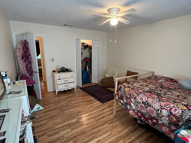 627 Whit Davis Rd — Photo 12