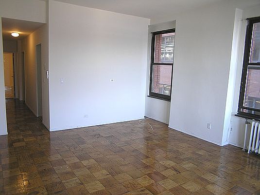 4th image of 160 Front St APT 4C