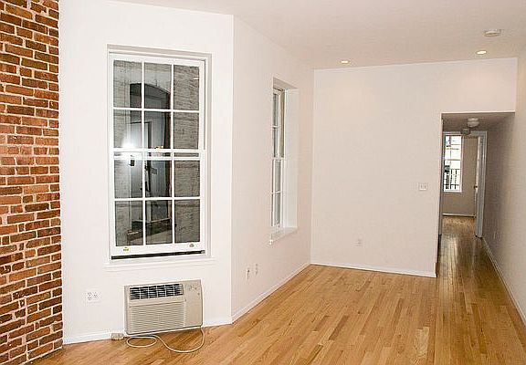 5th image of 316 E 84th St APT 4W