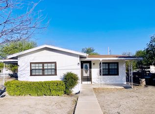 405 E Bowie St, Del Rio, TX 78840
