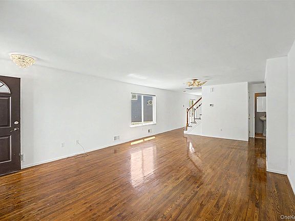 2nd image of 94 Greaves Avenue