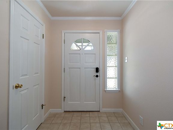 3rd image of 1695 Lantana Cir