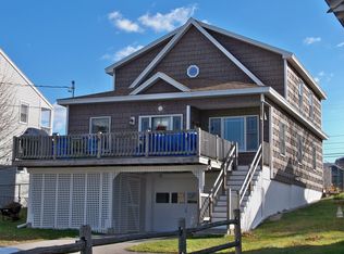 12 Webhannet Dr, Wells, ME 04090